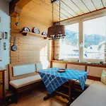 Tirol Mit Hallenbad Und Sauna By Monicare 蒂罗尔-泽费尔德