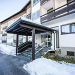 Tirol Mit Hallenbad Und Sauna By Monicare Apartamento Seefeld in Tirol