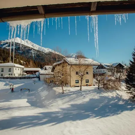 Tirol Mit Hallenbad Und Sauna By Monicare ゼーフェルト・イン・チロル