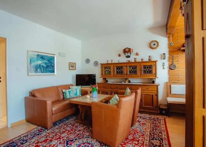 Tirol Mit Hallenbad Und Sauna By Monicare Apartman