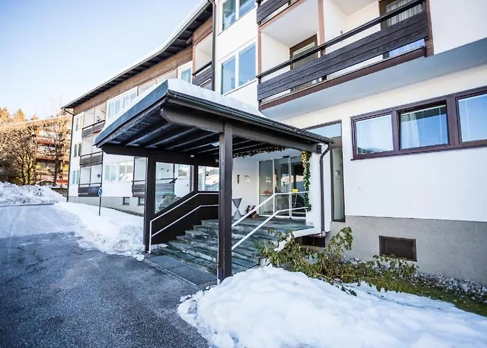 Tirol Mit Hallenbad Und Sauna By Monicare Apartament Seefeld w Tirolu